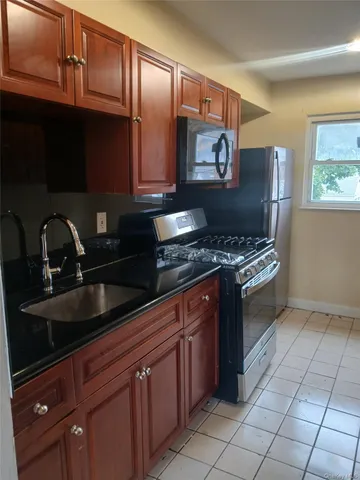 $3,400 | 145-08 Hook Creek Boulevard, Unit 2 | Rosedale