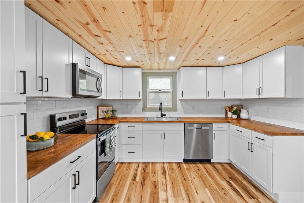14 Hubbard Road Burgettstown, PA 15021 - Photo 9 of 50 Gallery Image 9