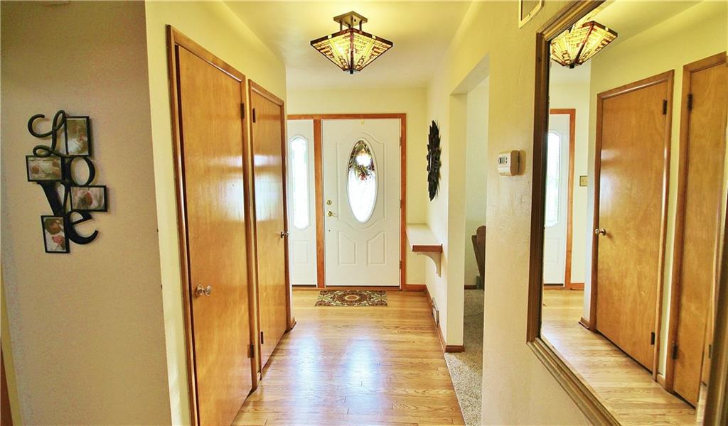 8 Herbst Road Coraopolis, PA 15108 - Photo 2 of 19