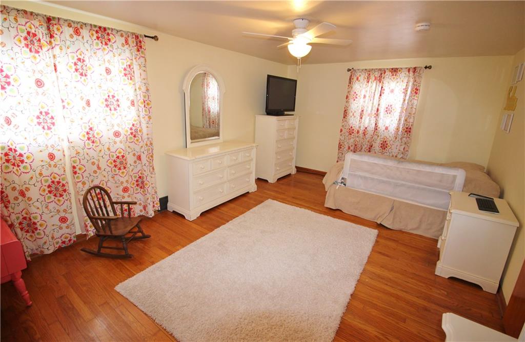 8 Herbst Road Coraopolis, PA 15108 - Photo 11 of 19
