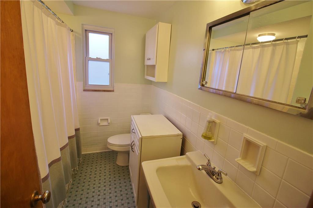 8 Herbst Road Coraopolis, PA 15108 - Photo 14 of 19