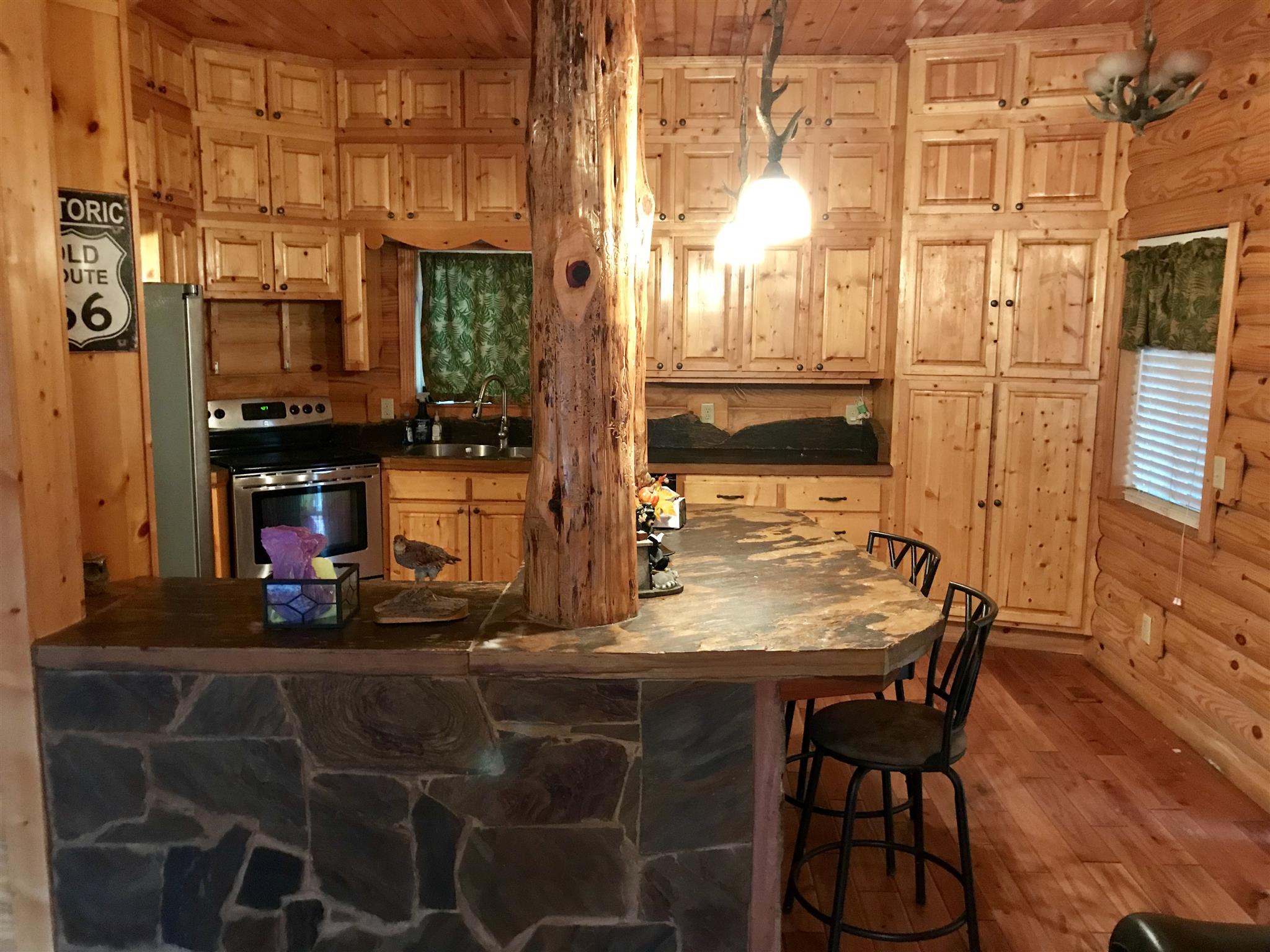 1513 Barker Road Palmer, TN 37365 - Photo 4 of 26 Gallery Image 4