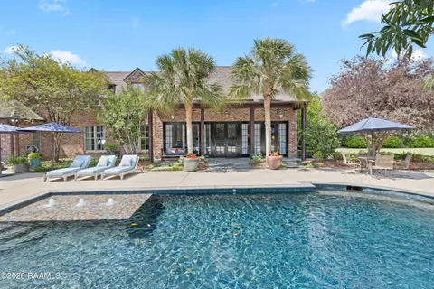 $995,000 | 115 Flagstone Court, Lafayette, LA 70503