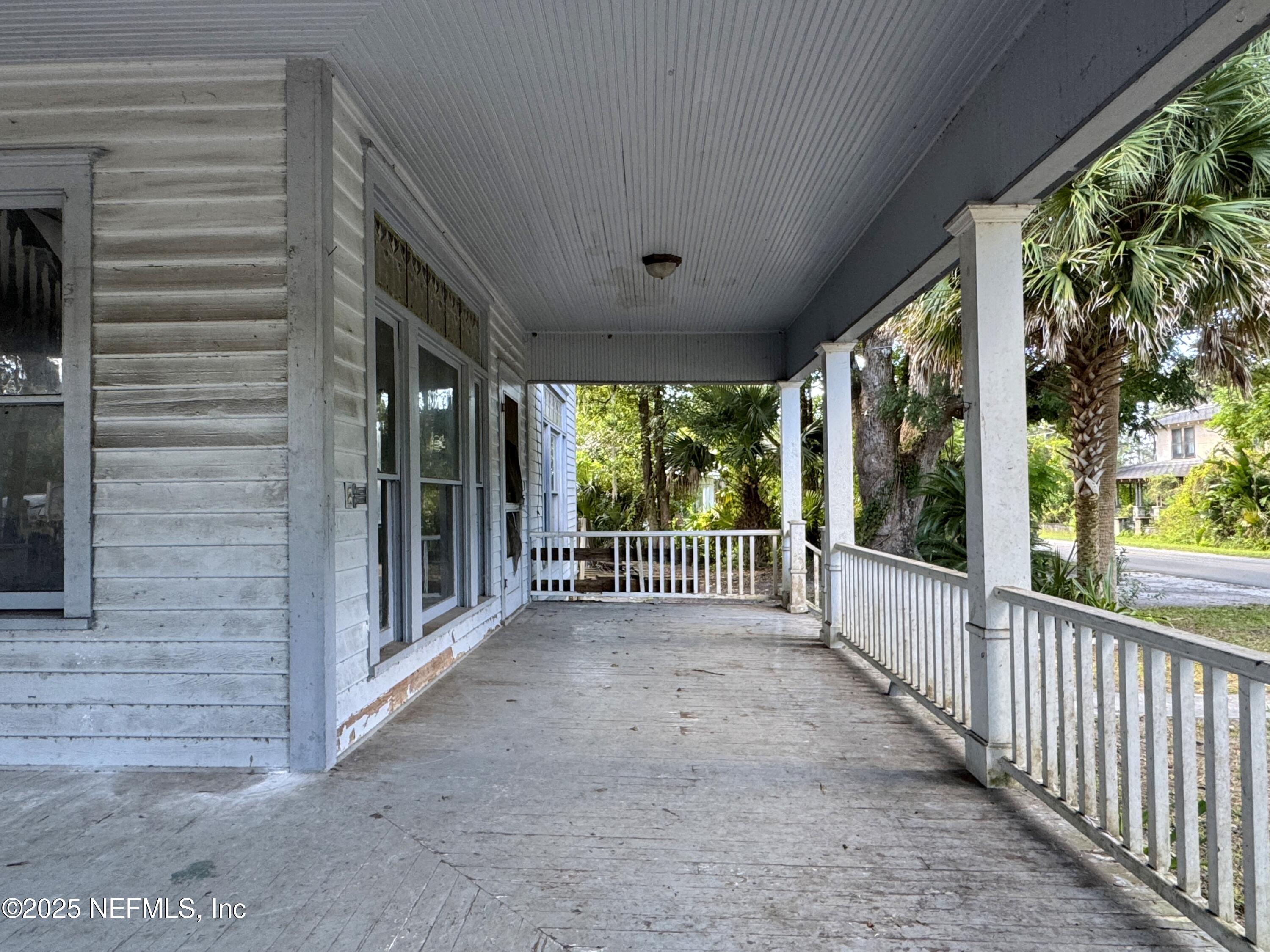 225 Lake George Road Seville, FL 32190 - Photo 30 of 37 a view of a porch