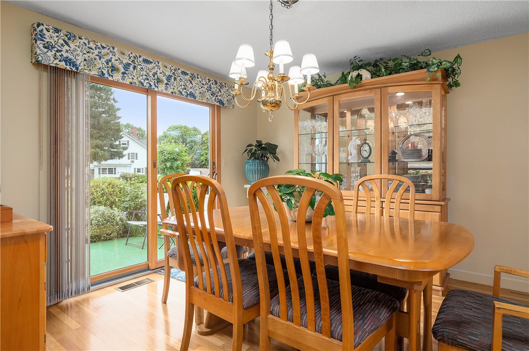 2970 Mendon Road, Unit 27 (404) Cumberland, RI 02864 - Photo 10 of 32 Gallery Image 10