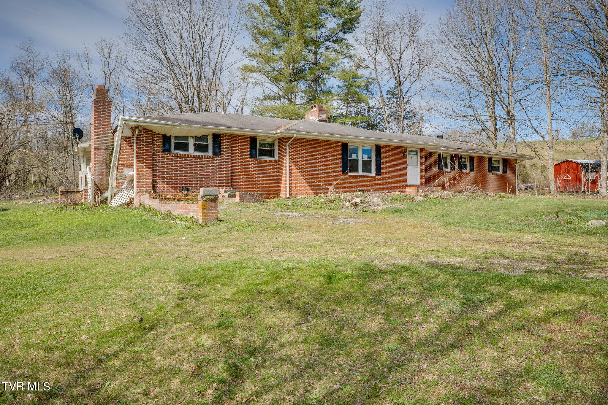 36181 Plum Creek Road Glade Spring, VA 24340 - Photo 25 of 32 002