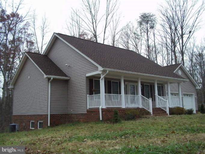 6105 Block House Road Partlow, VA 22534 - Photo 9 of 14 Exterior (Front)
