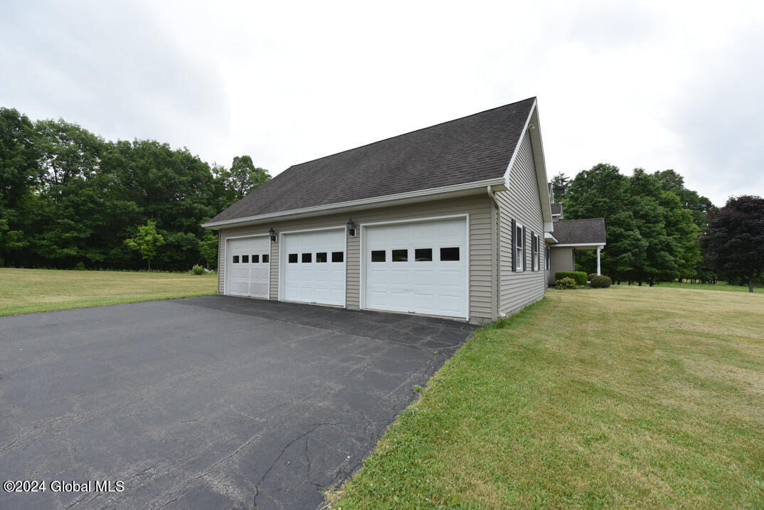 564 Rowe Road New Scotland, NY 12067 - Photo 3 of 37 DSC_9945