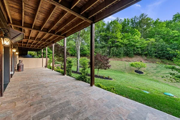 $1,050,000 | 2007 Pine Log Church Road, Brasstown, NC 28902