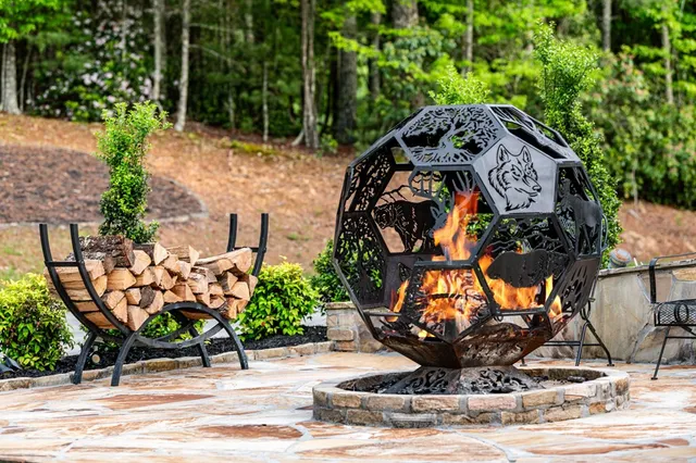 $1,100,000 | 2007 Pine Log Church Road, Brasstown, NC 28902