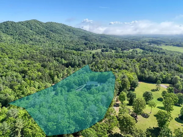 $1,050,000 | 2007 Pine Log Church Road, Brasstown, NC 28902