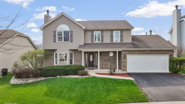 $549,000 | 892 Somerset Drive, Carol Stream, IL 60188