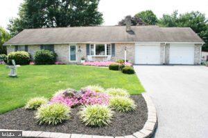 804 Sue Drive Lititz, PA 17543 - Photo 1 of 32 Gallery Image 1