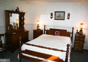 804 Sue Drive Lititz, PA 17543 - Photo 14 of 32 Gallery Image 14