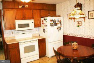 804 Sue Drive Lititz, PA 17543 - Photo 16 of 32 Gallery Image 16