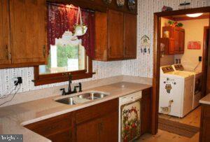 804 Sue Drive Lititz, PA 17543 - Photo 17 of 32 Gallery Image 17