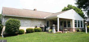 804 Sue Drive Lititz, PA 17543 - Photo 5 of 32 Gallery Image 5