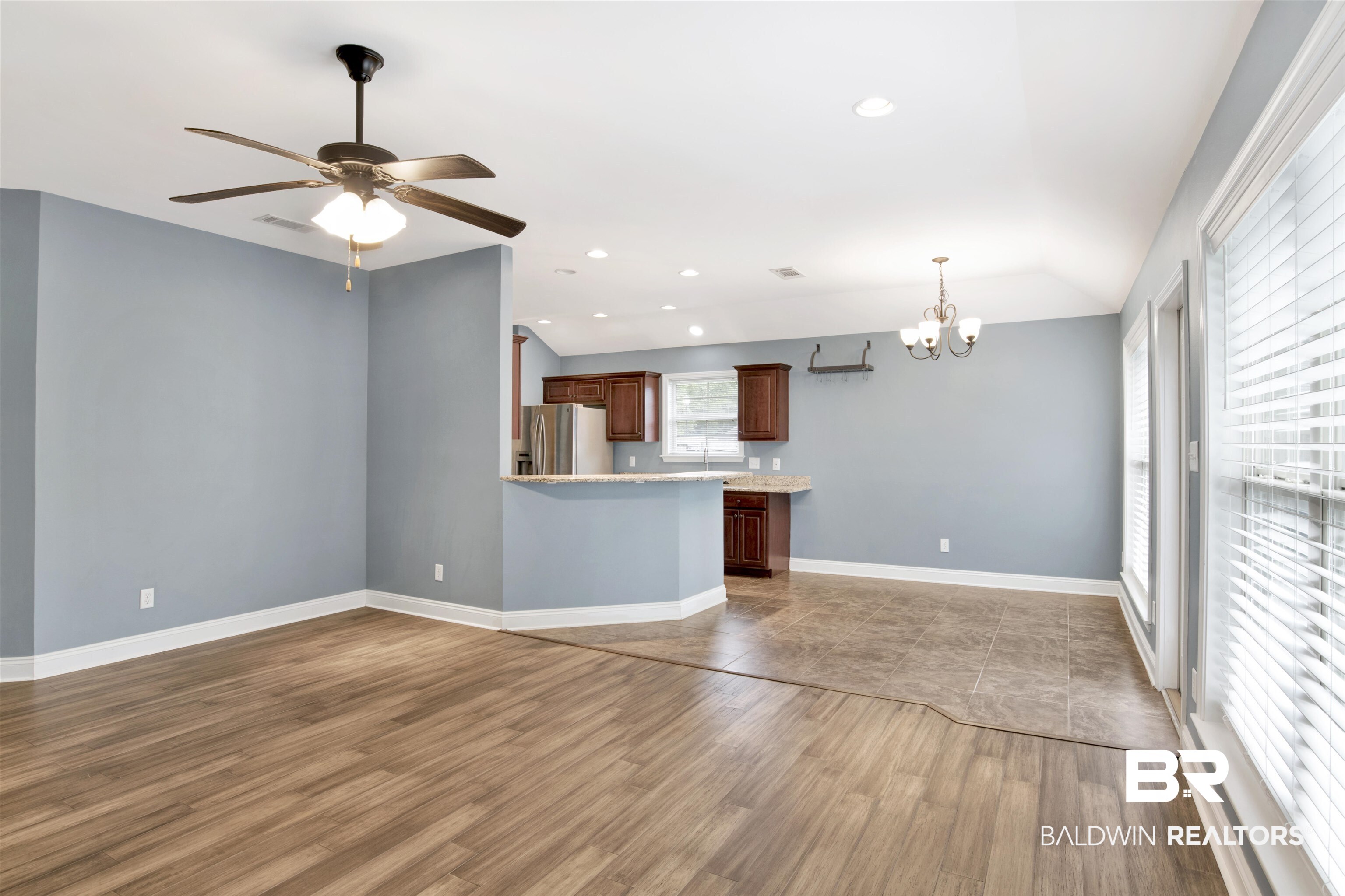 970 Tudor Lane Mobile, AL 36695 - Photo 5 of 25