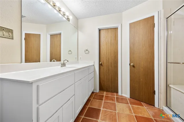 $230,000 | 2006 Canyon Creek Drive, Temple, TX 76502