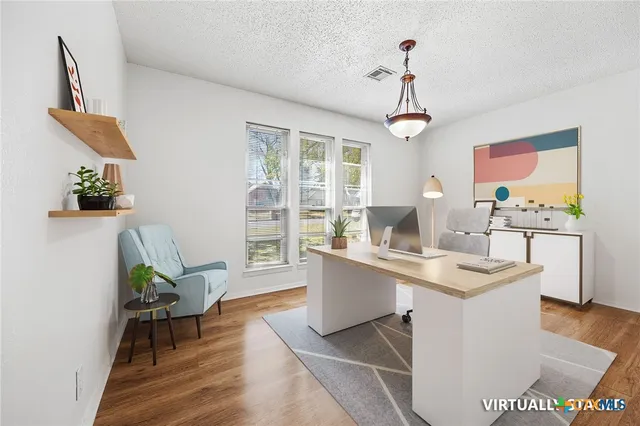 $230,000 | 2006 Canyon Creek Drive, Temple, TX 76502