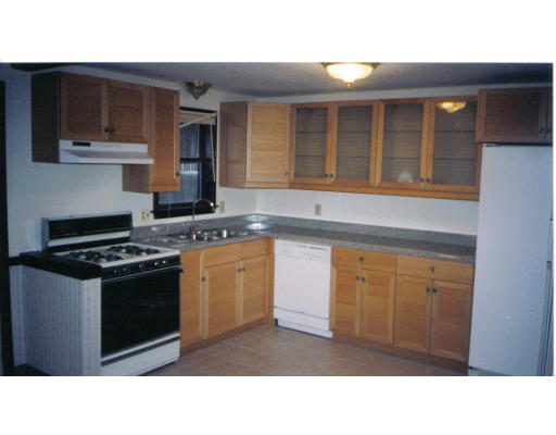 208 Wildwood Avenue Springfield, MA 01118 - Photo 5 of 8 Gallery Image 5