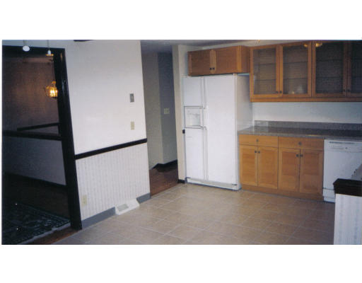 208 Wildwood Avenue Springfield, MA 01118 - Photo 6 of 8 Gallery Image 6