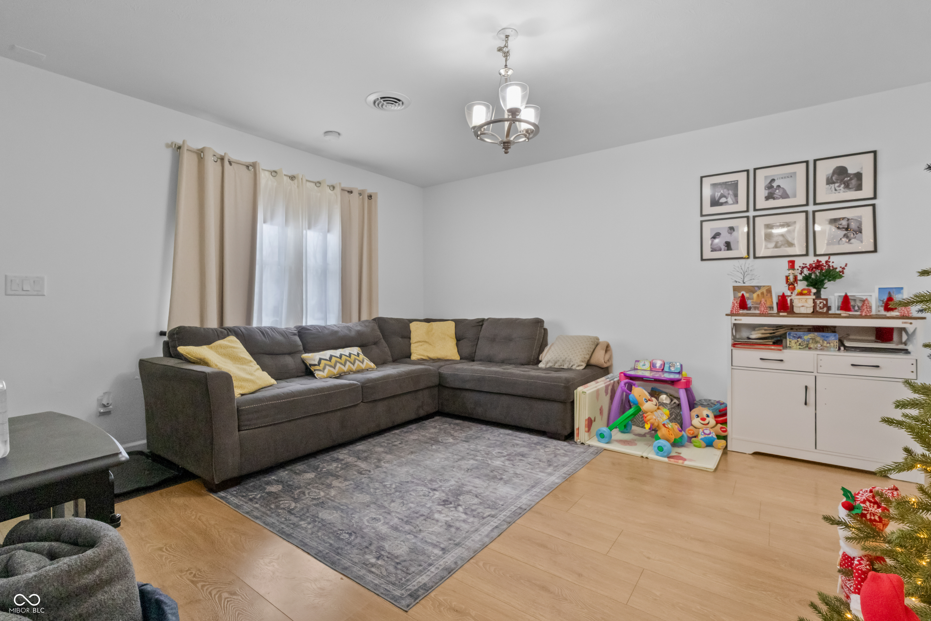 1814 Cottage Avenue Columbus, IN 47201 - Photo 5 of 33