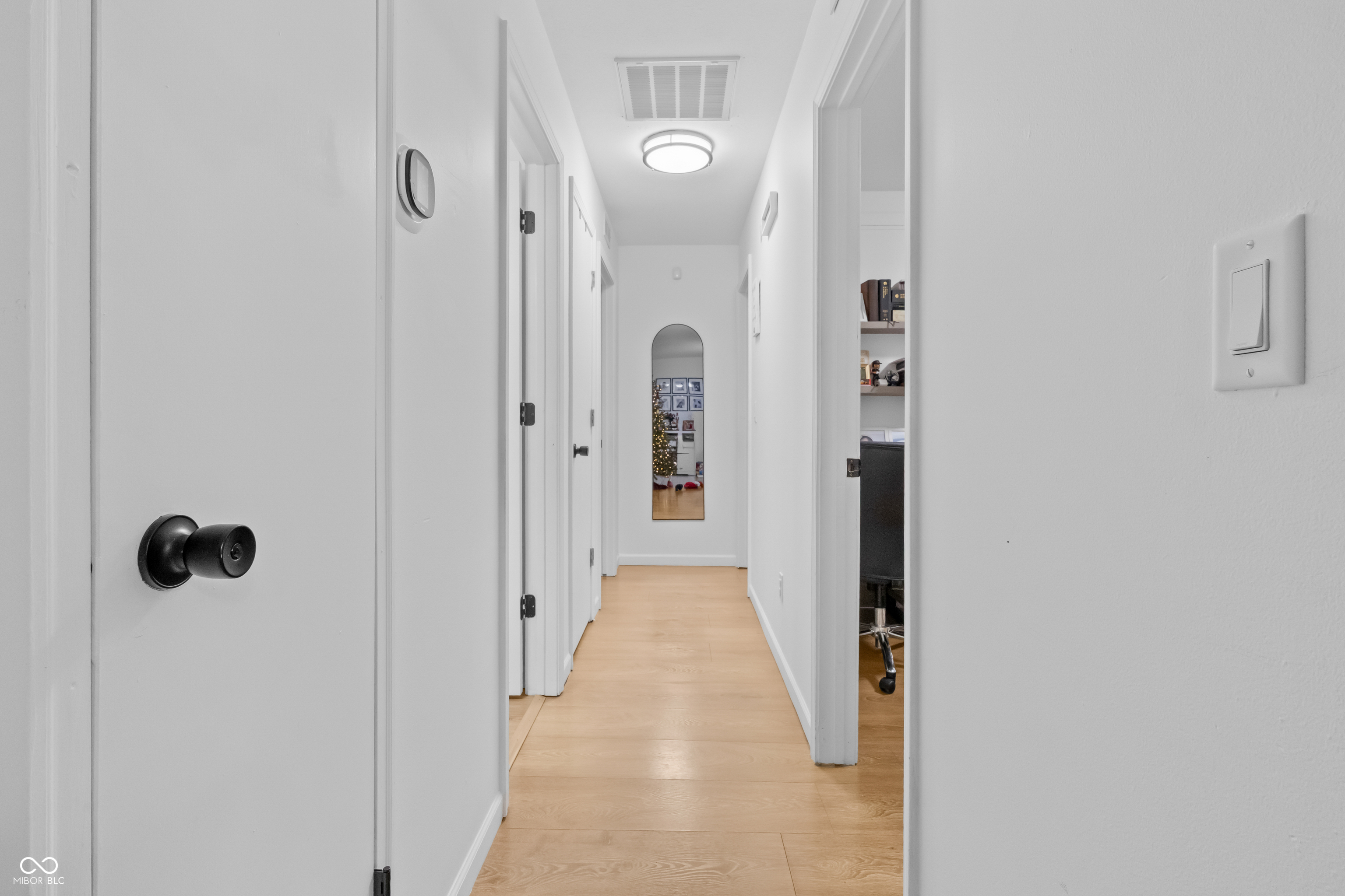 1814 Cottage Avenue Columbus, IN 47201 - Photo 7 of 33