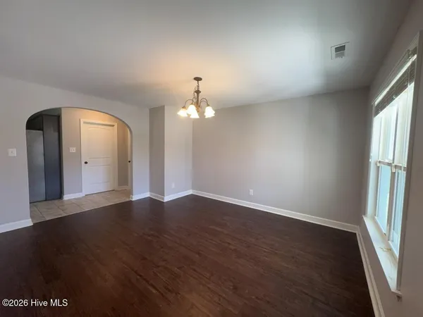 $2,100 | 1115 Westmoreland Drive, Jacksonville, NC 28546