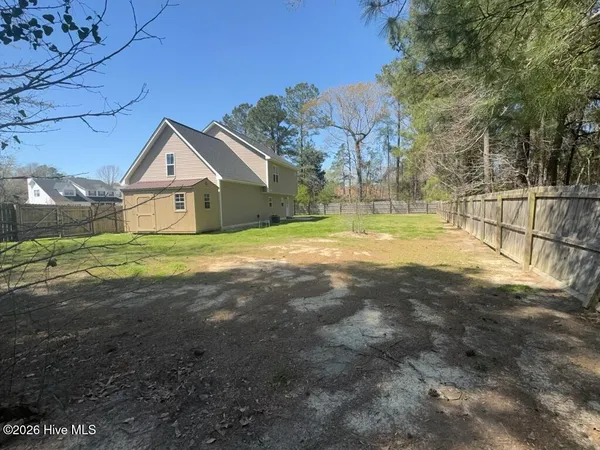 $2,100 | 1115 Westmoreland Drive, Jacksonville, NC 28546