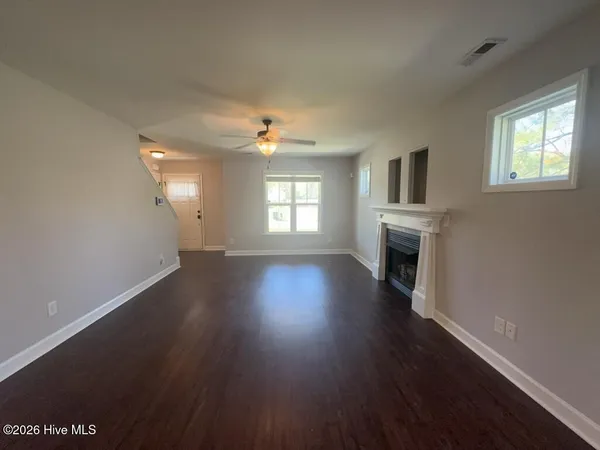 $2,100 | 1115 Westmoreland Drive, Jacksonville, NC 28546