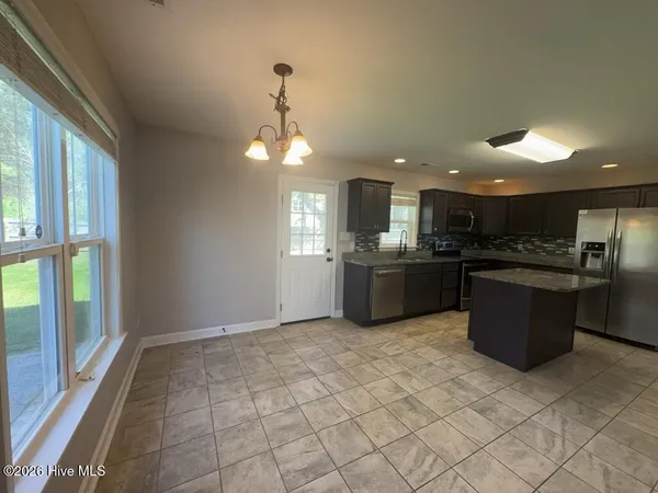 $2,100 | 1115 Westmoreland Drive, Jacksonville, NC 28546