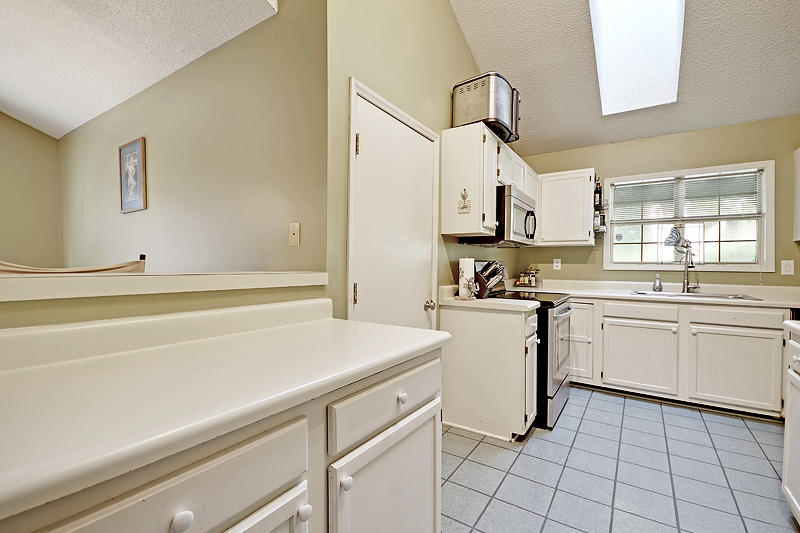 1215 Llewellyn Road Mount Pleasant, SC 29464 - Photo 10 of 24 DSC_0563_DSC_0567-copy