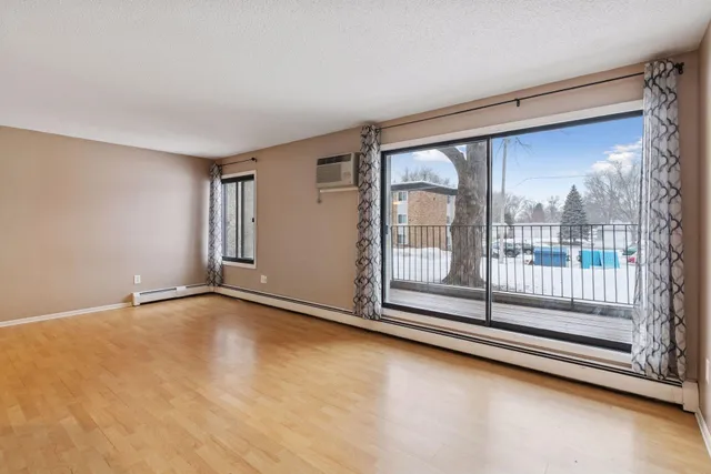 $115,000 | 4110 Rahn Road, Unit 121, Eagan, MN 55122