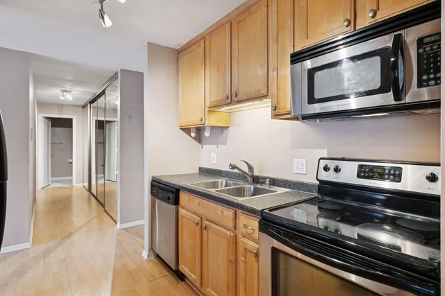 $115,000 | 4110 Rahn Road, Unit 121, Eagan, MN 55122