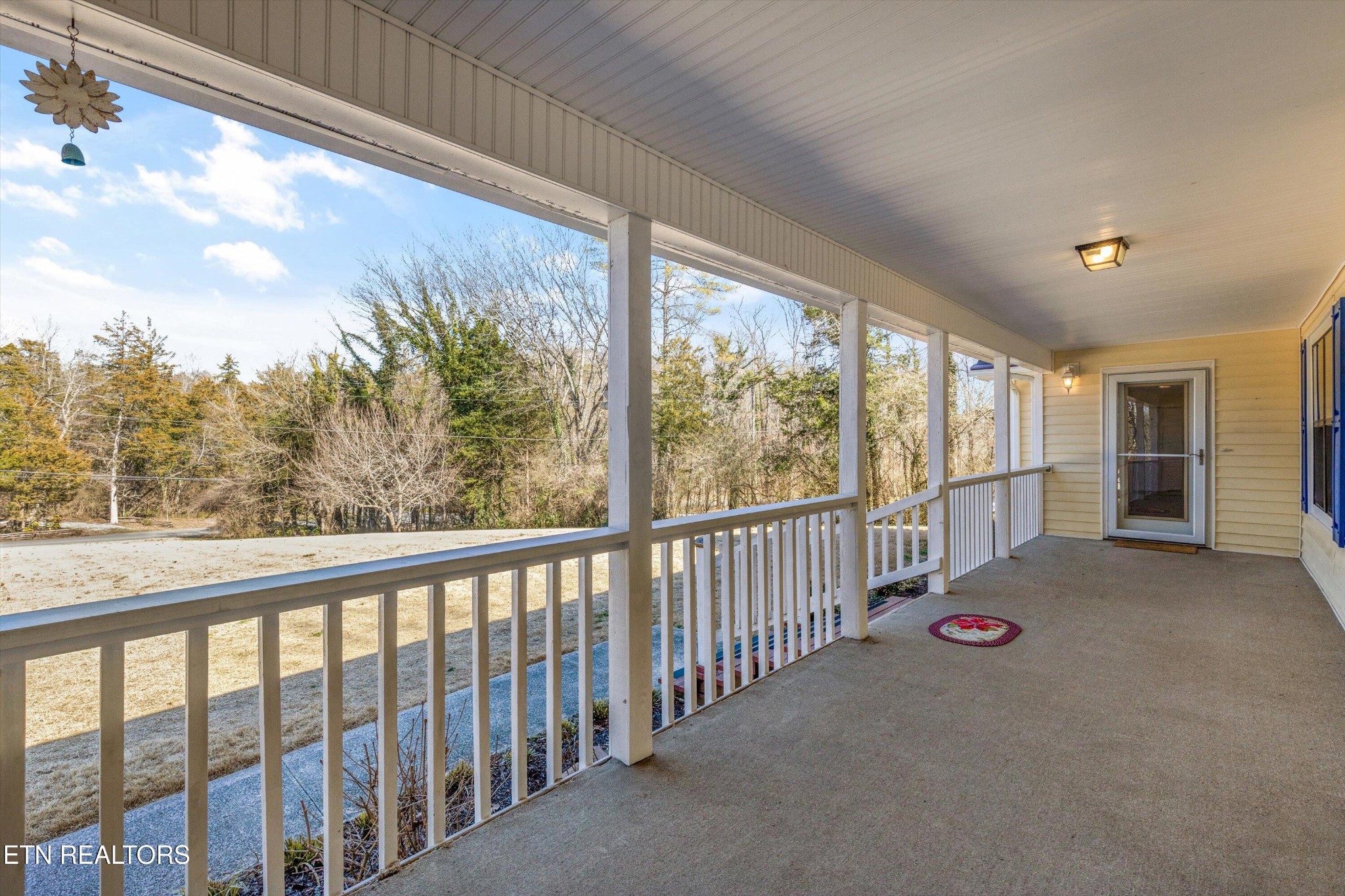 917 Eagle Bend Road Clinton, TN 37716 - Photo 3 of 21 Gallery Image 3