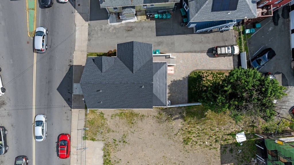 8 Chestnut Street Lynn, MA 01902 - Photo 35 of 39