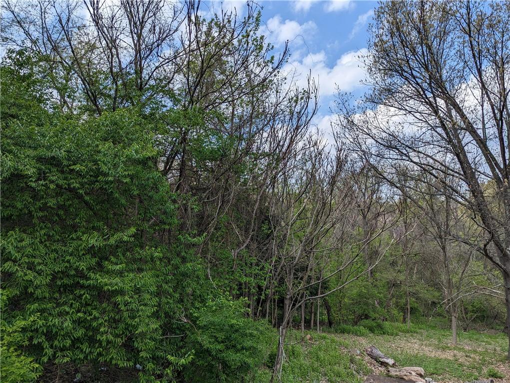 3326 New England Road West Mifflin, PA 15122 - Photo 9 of 12