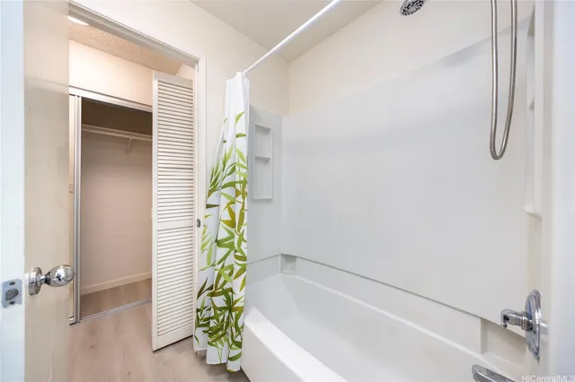 $2,500 | 46-1059 Emepela Way, Unit 4U, Kaneohe, HI 96744