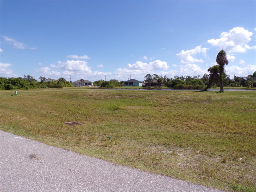 201 Redwood Road Rotonda West, FL 33947 - Photo 19 of 52 Gallery Image 19