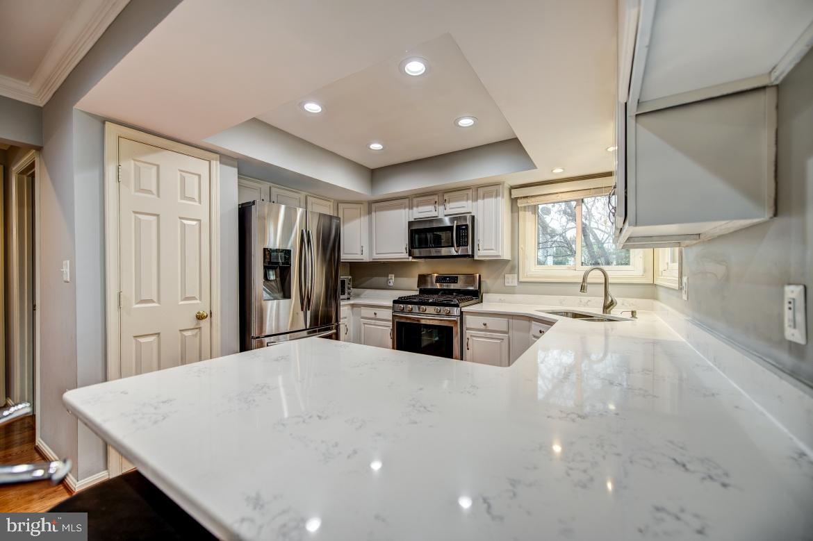 813 Spring Knoll Drive Herndon, VA 20170 - Photo 28 of 62