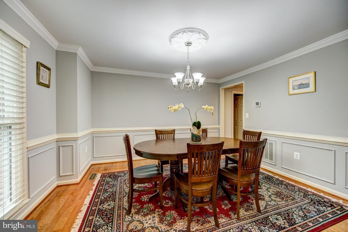 813 Spring Knoll Drive Herndon, VA 20170 - Photo 7 of 62