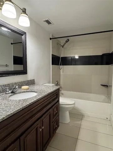 $1,700 | 2200 East Hallandale Beach Boulevard, Unit 412, Hallandale Beach, FL 33009