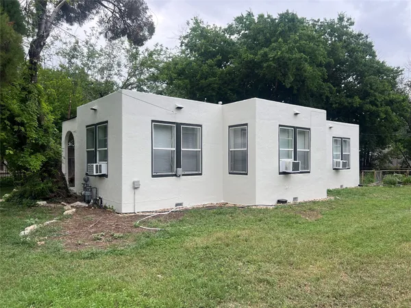$1,550 | 5009 Avenue G, Unit B, Austin, TX 78751