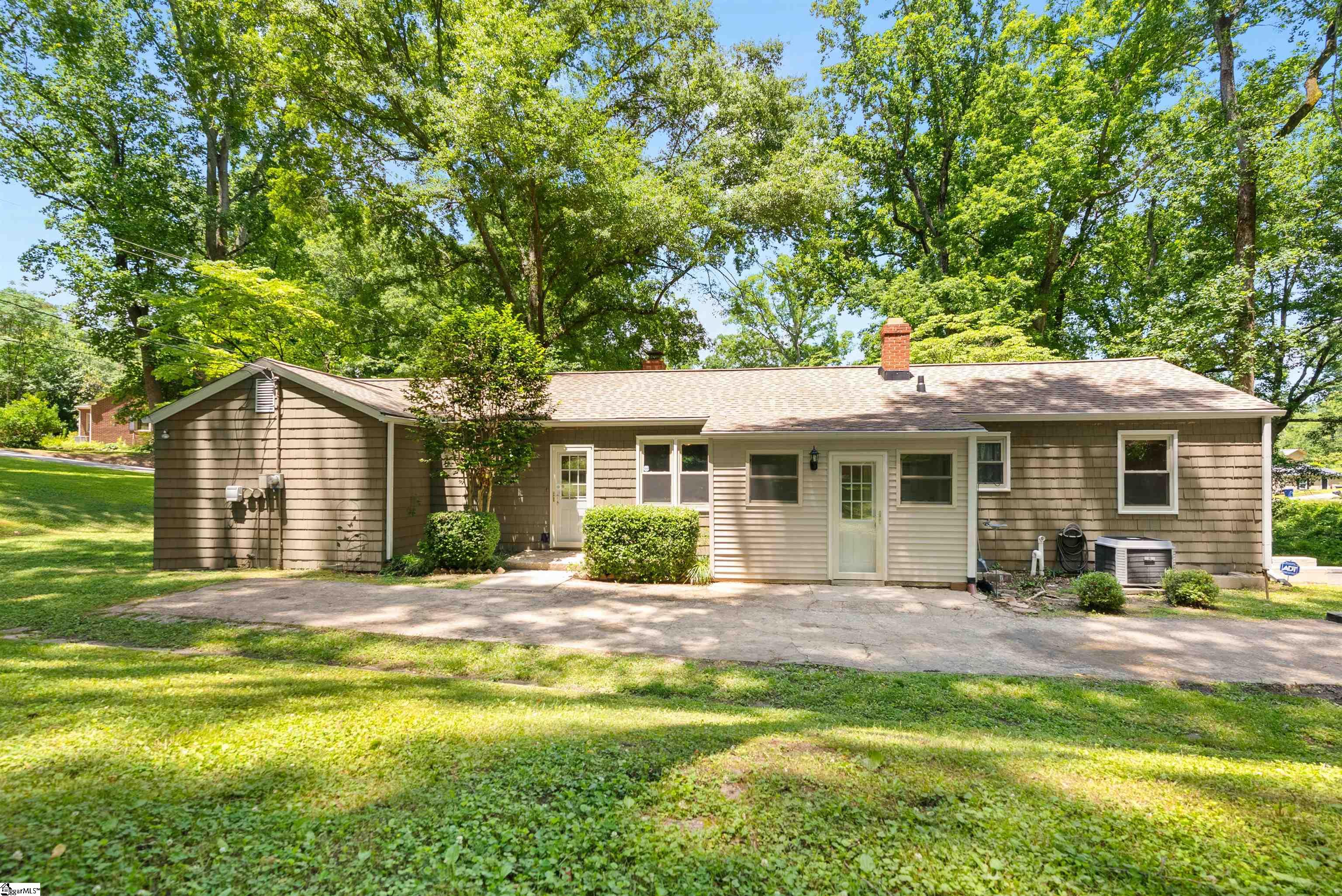 100 Maxwell Road Spartanburg, SC 29302 - Photo 24 of 33 Gallery Image 24