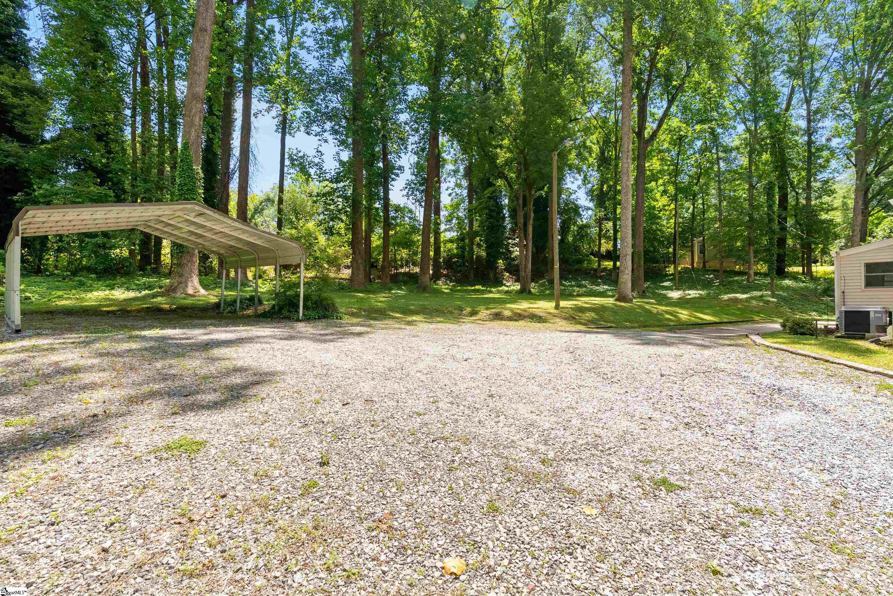 100 Maxwell Road Spartanburg, SC 29302 - Photo 27 of 33 Gallery Image 27