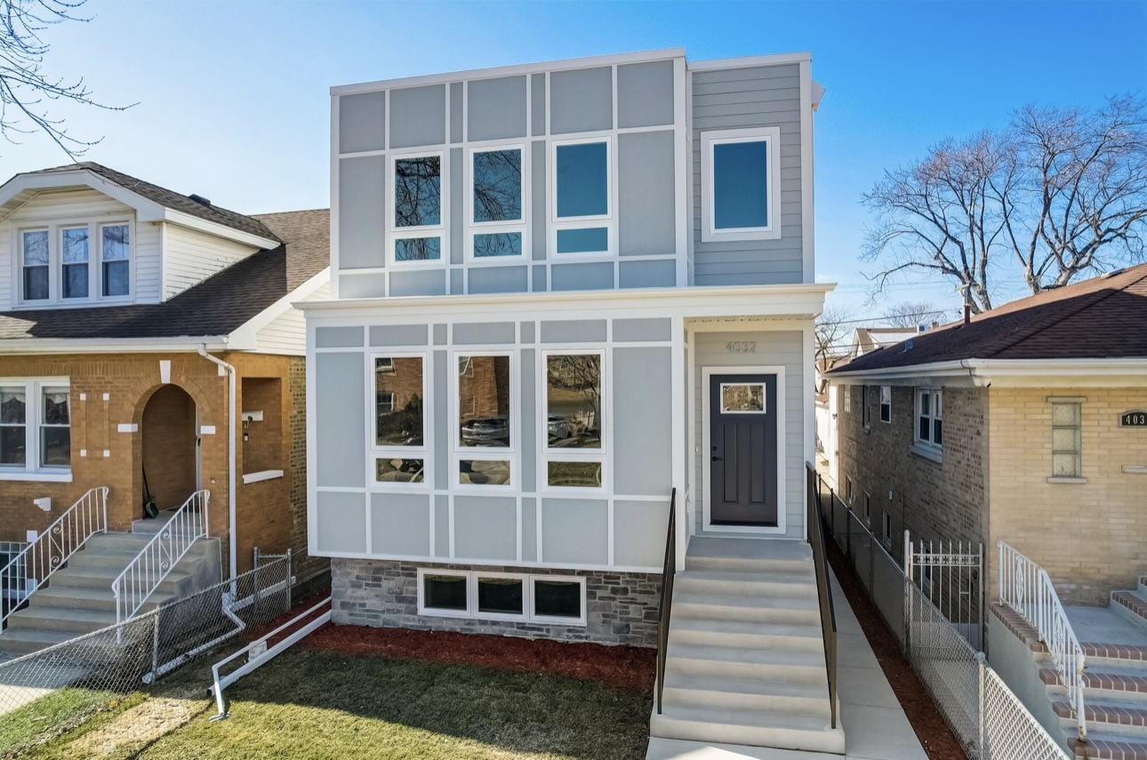 4032 North Oriole Ave