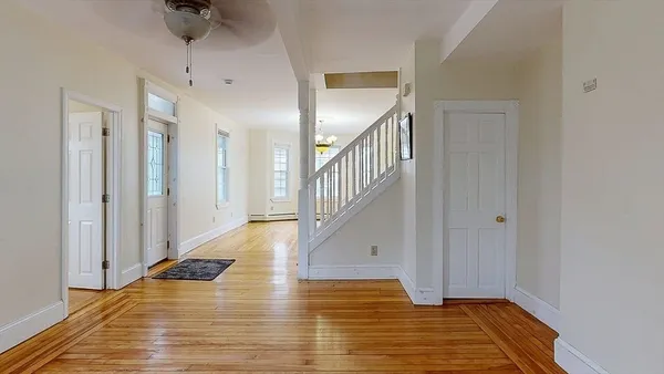 $405,000 | 8 Crown Street, Worcester, MA 01609