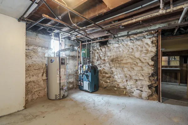 $175,000 | 1170 West Bridge Street, Plainwell, MI 49080