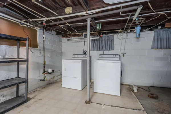 $175,000 | 1170 West Bridge Street, Plainwell, MI 49080